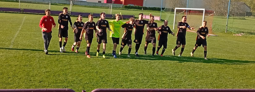 OPM Muži: SK Louky - Jasenná 5:2 (4:2) - FOTOGALERIE